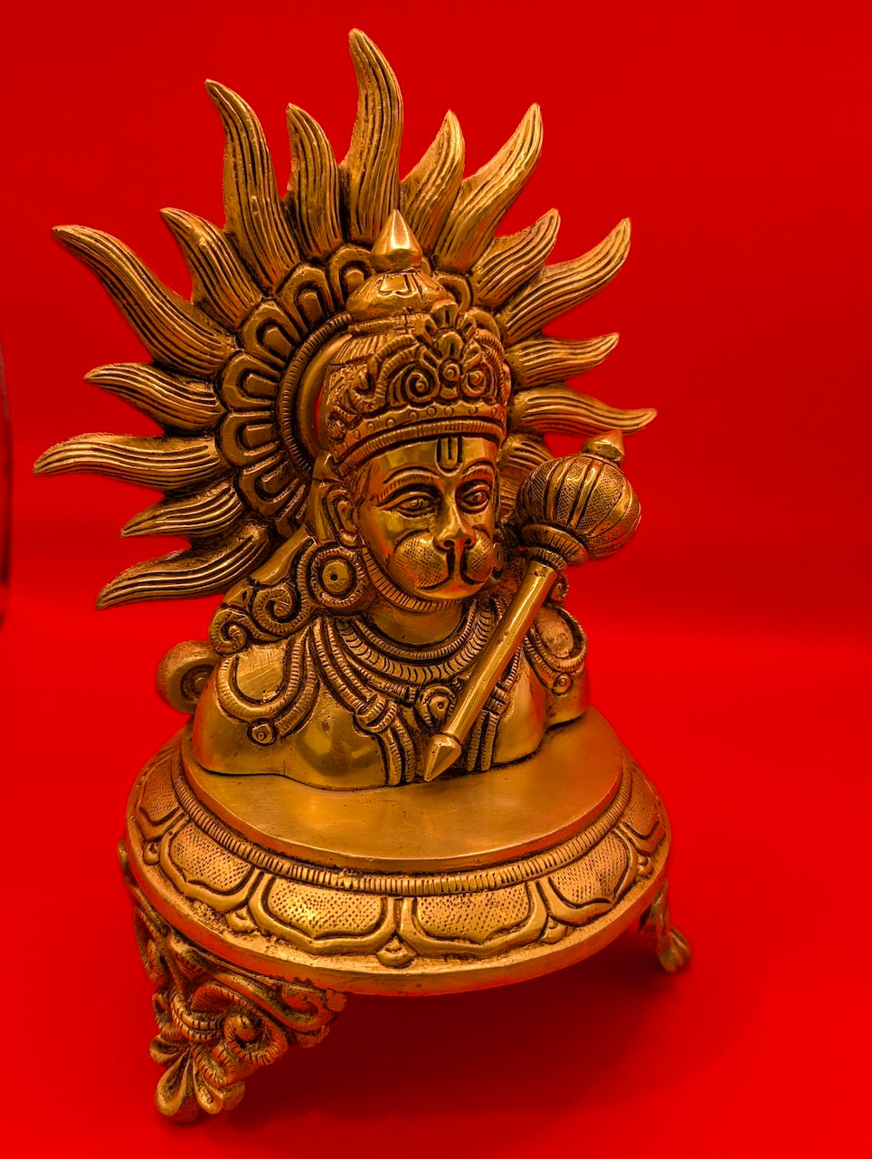 Hanuman in Meditation – Divine Energy Symbol