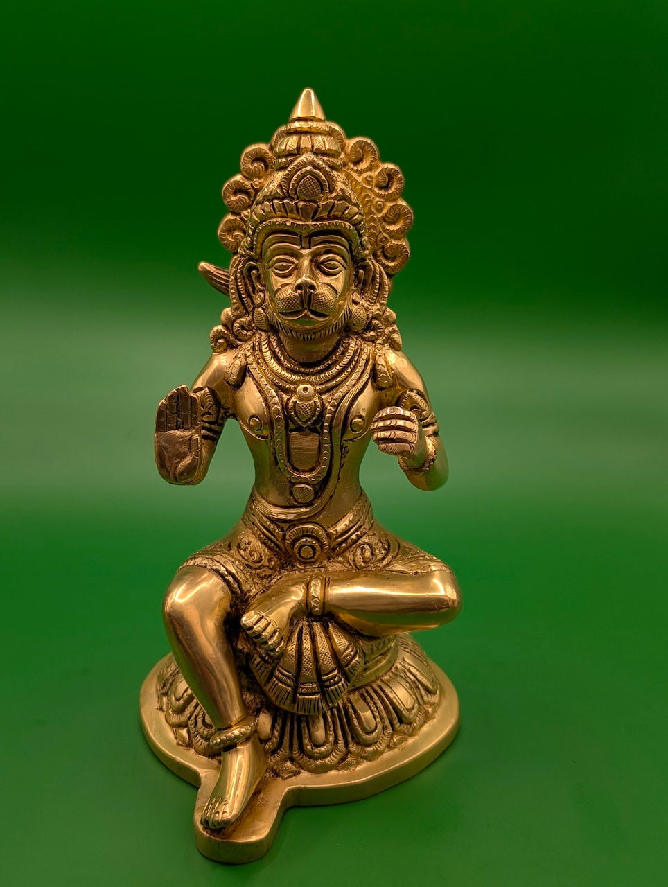 Hanuman Idol for Victory and Divine Blessings – Brass Sculpture